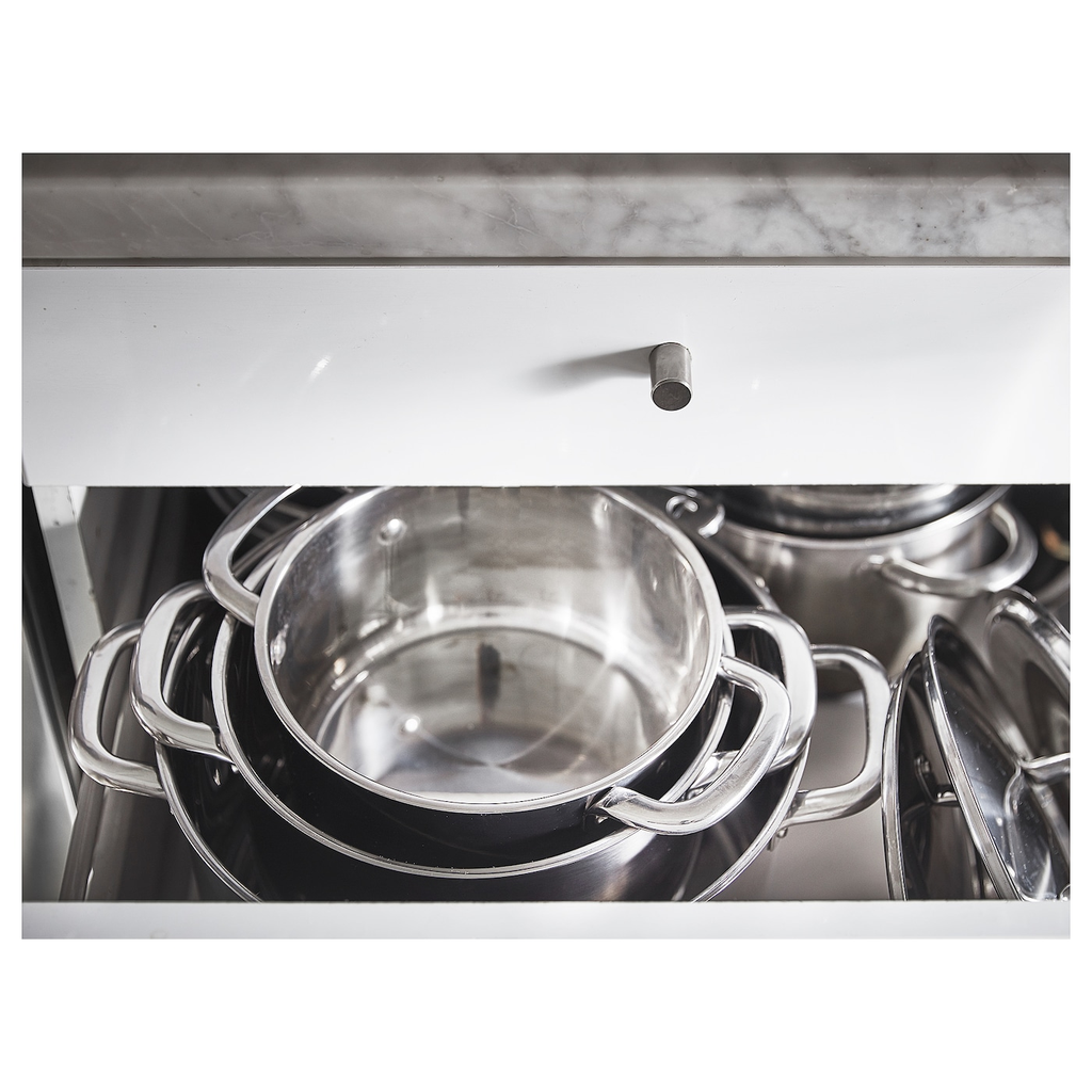 https://www.ikea.com/es/es/images/products/ikea-365-bateria-cocina-6-piezas-acero-inoxidable__1060289_pe849964_s5.jpg