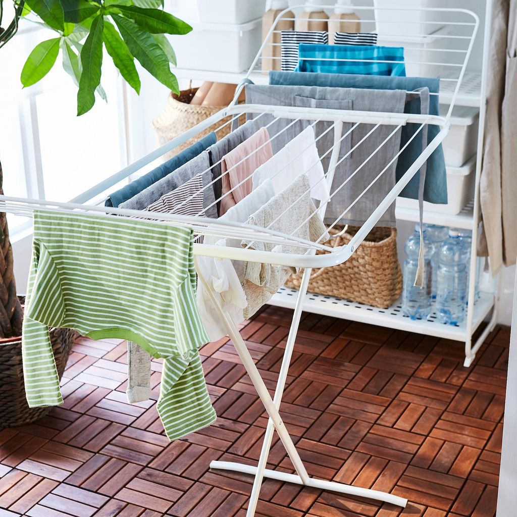 https://www.ikea.com/es/es/images/products/mulig-tendedero-interior-exterior-blanco__1330409_pe945660_s5.jpg