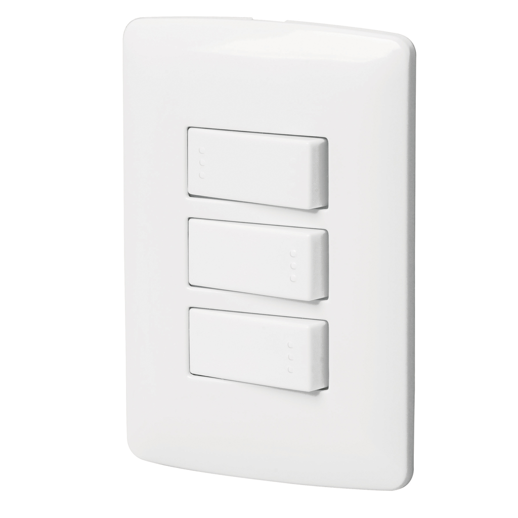 Placas con 2 interruptores sencillos +  1 de 3 vías, línea italiana armada